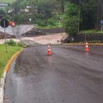 Pontes foram bloqueadas devido a elevação do arroio Forromeco - Crédito: Prefeitura