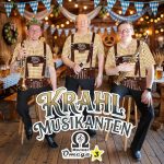 Anélio e os filhos Adriano e Carlos Krahl integram o Krahl Musikanten - Crédito: Reprodução