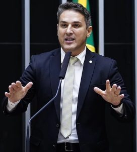Zucco abriu grande vantagem sobre Juliana Brizola