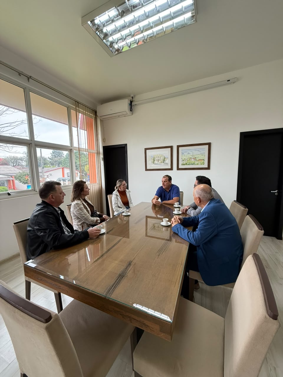Representantes do Círculo Saúde informaram ao prefeito que nova unidade começa os atendimentos em dezembro - Crédito: Prefeitura